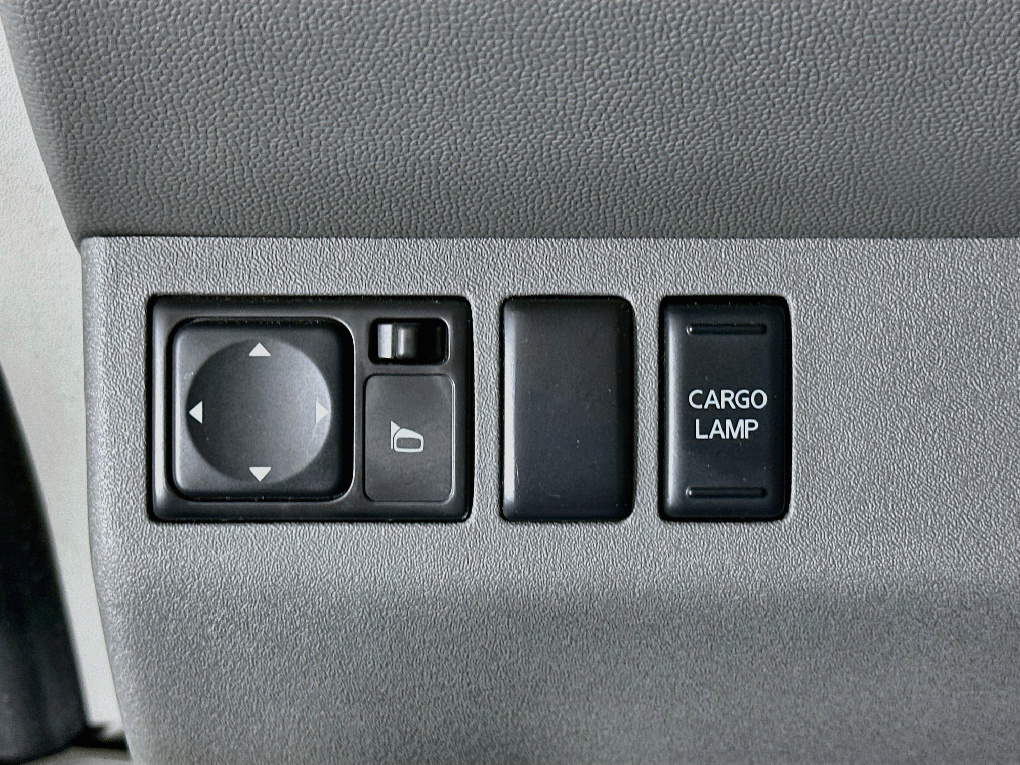 Used 2012 Nissan Frontier SV RWD image 16