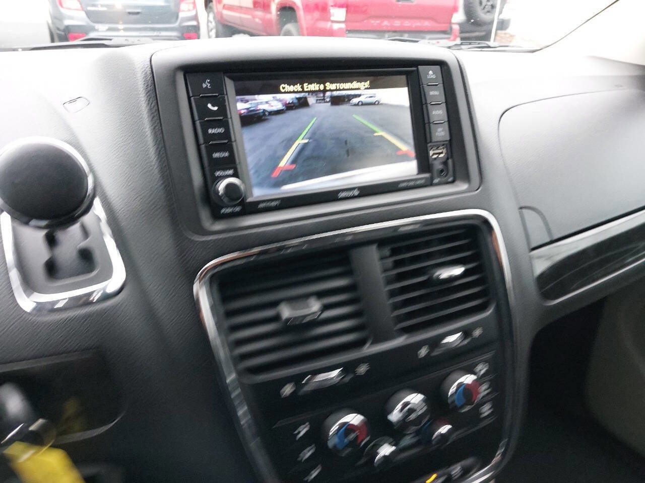 Used 2017 Dodge Grand Caravan SE w/ Power Window Group image 13