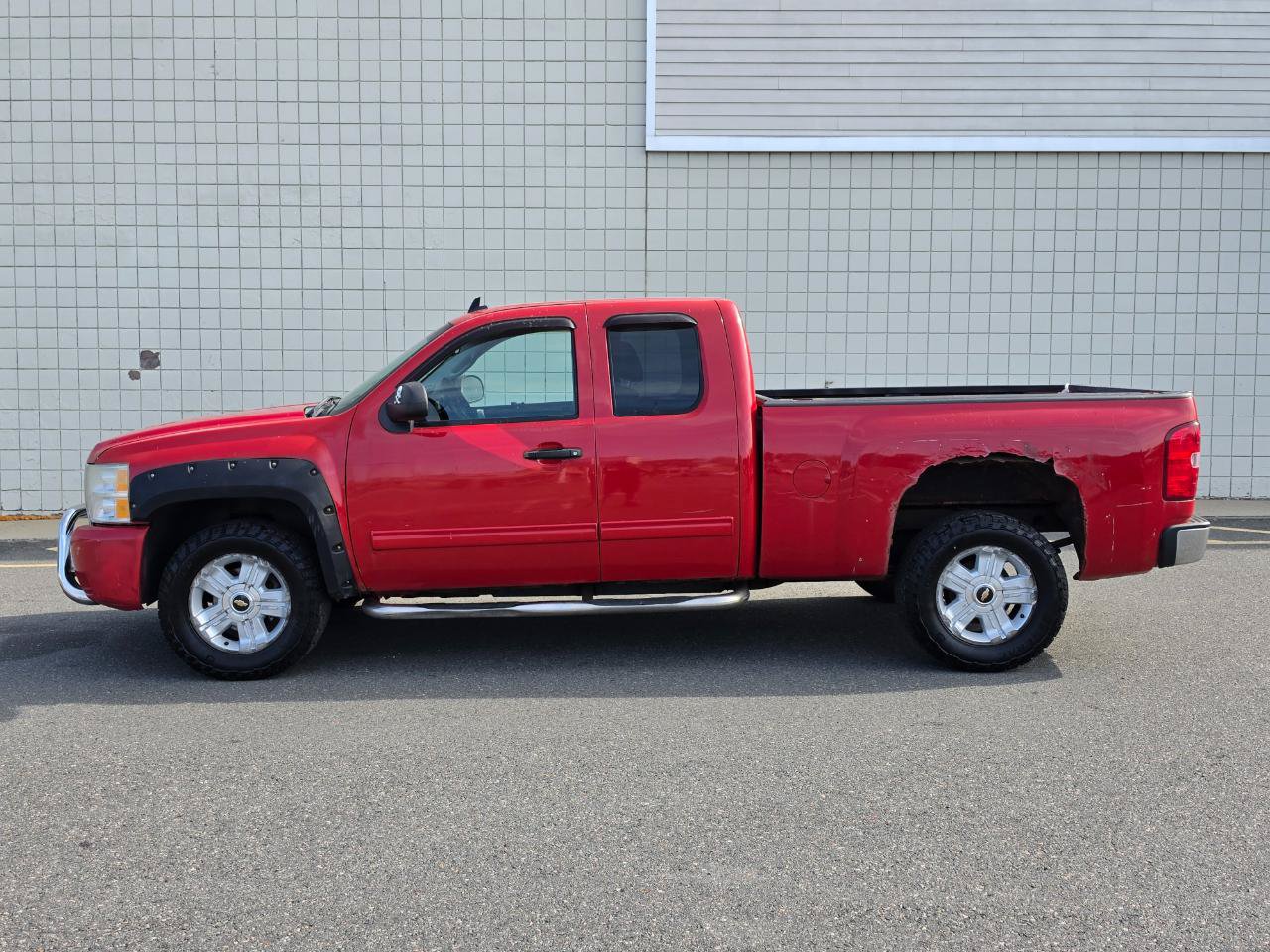 Used 2011 Chevrolet Silverado 1500 LS AWD/4WD image 4