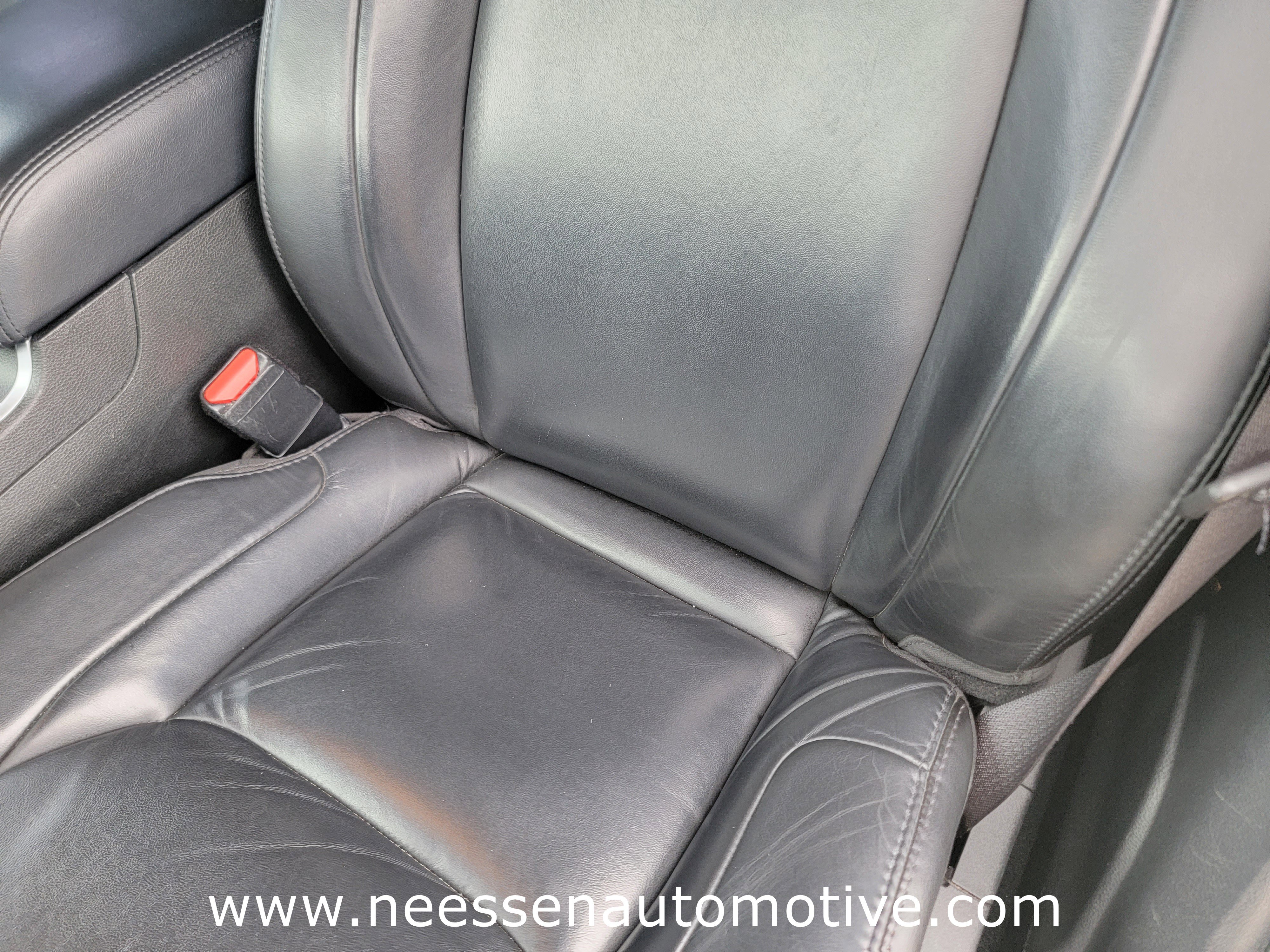 Used 2022 Chrysler 300 Touring L image 17