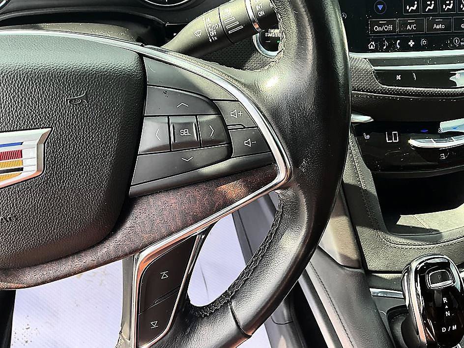 Used 2021 Cadillac XT5 Premium Luxury AWD/4WD image 30