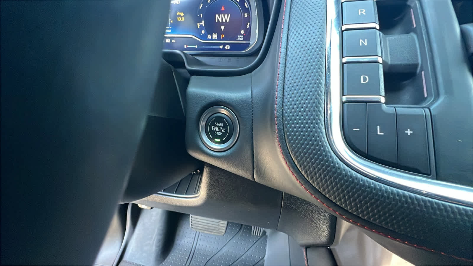 Certified 2022 Chevrolet Tahoe RST w/ Sport Performance Package image 17