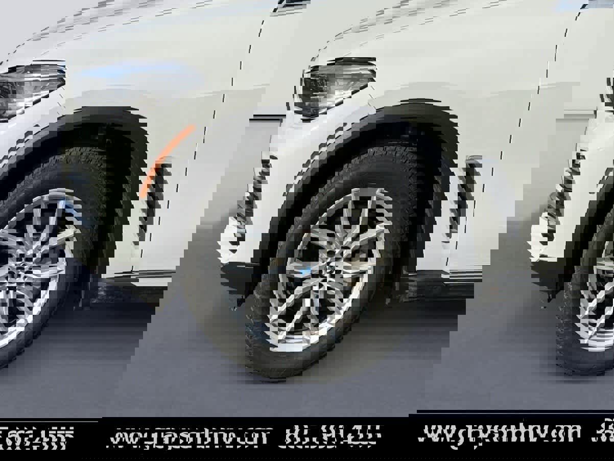 Used 2021 BMW X5 xDrive40i w/ Premium Package 3 image 9