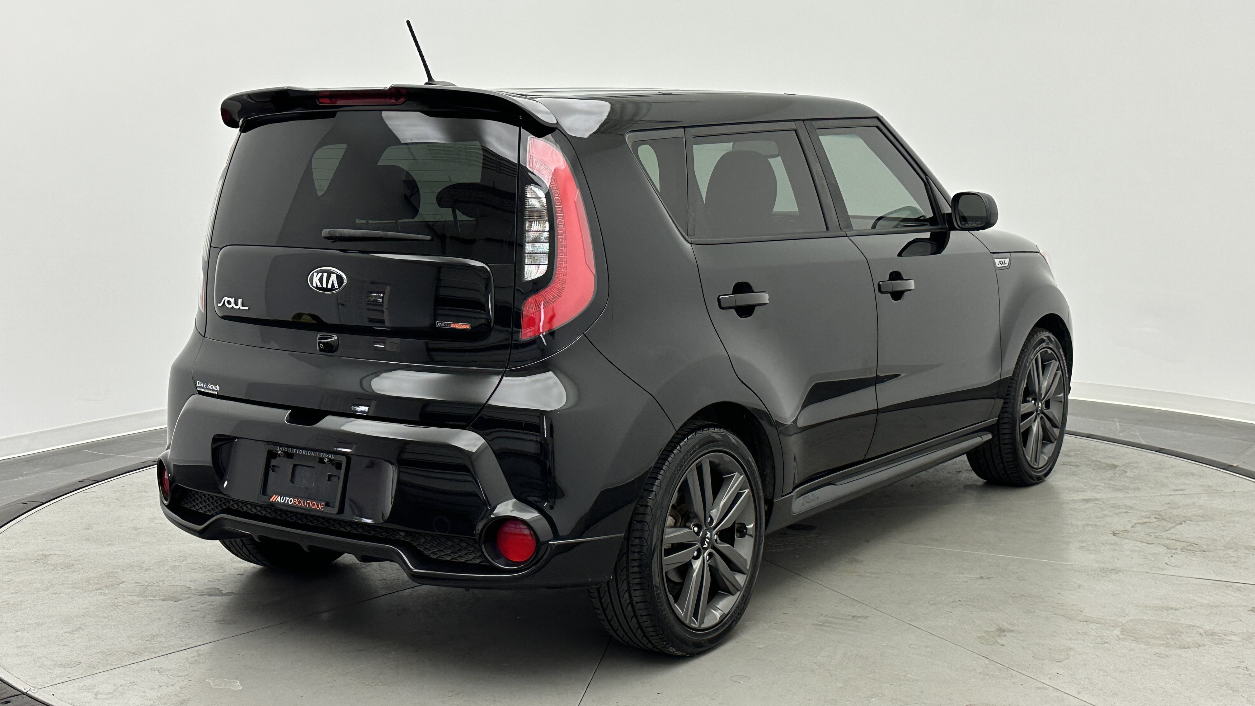 Used 2016 Kia Soul + w/ Tarmac Special Edition FWD image 7