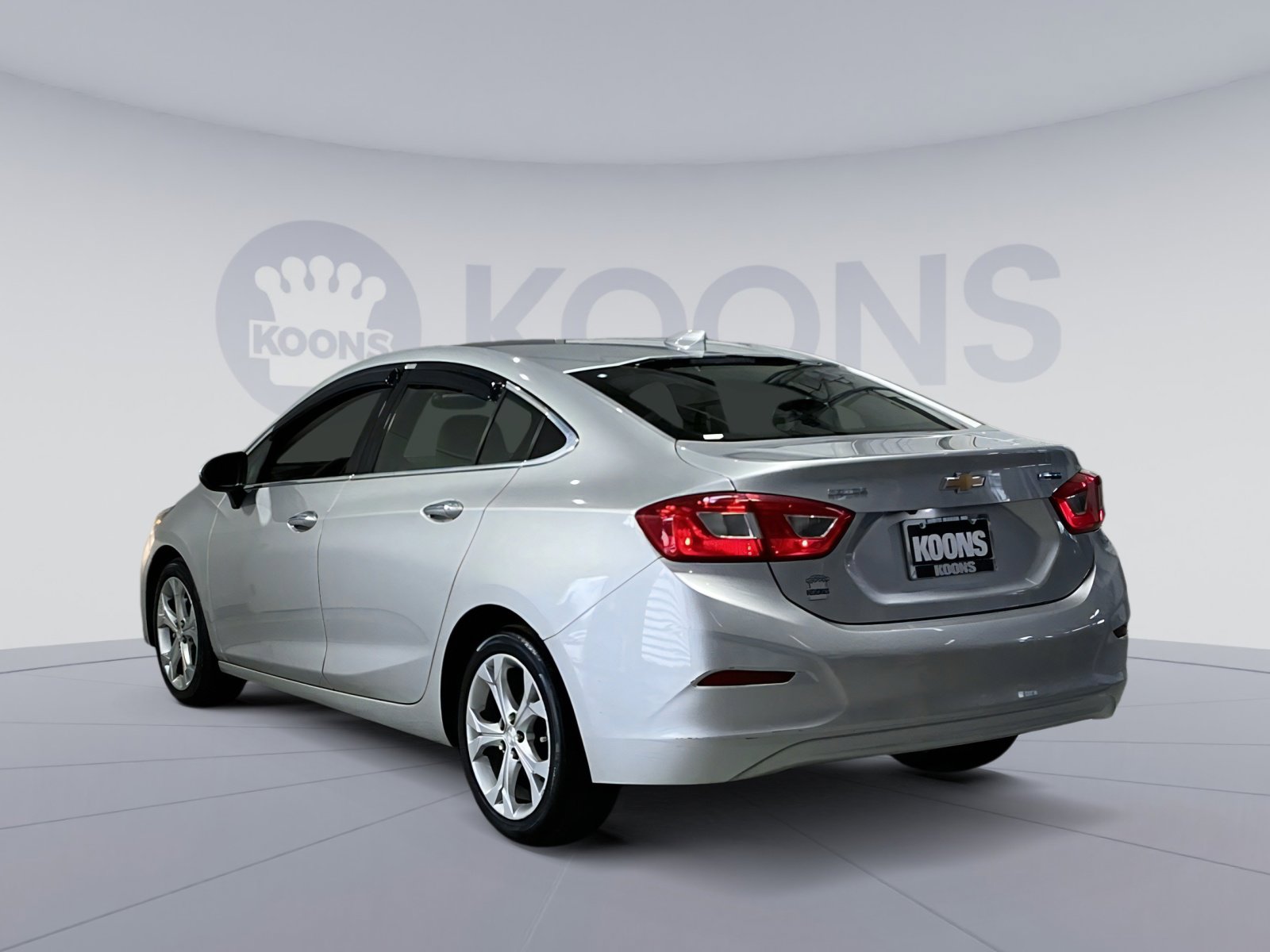 Used 2017 Chevrolet Cruze Premier image 14