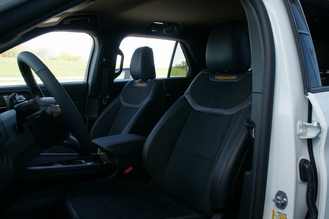 New 2026 Ford Explorer Tremor w/ Tremor Convenience Package image 17