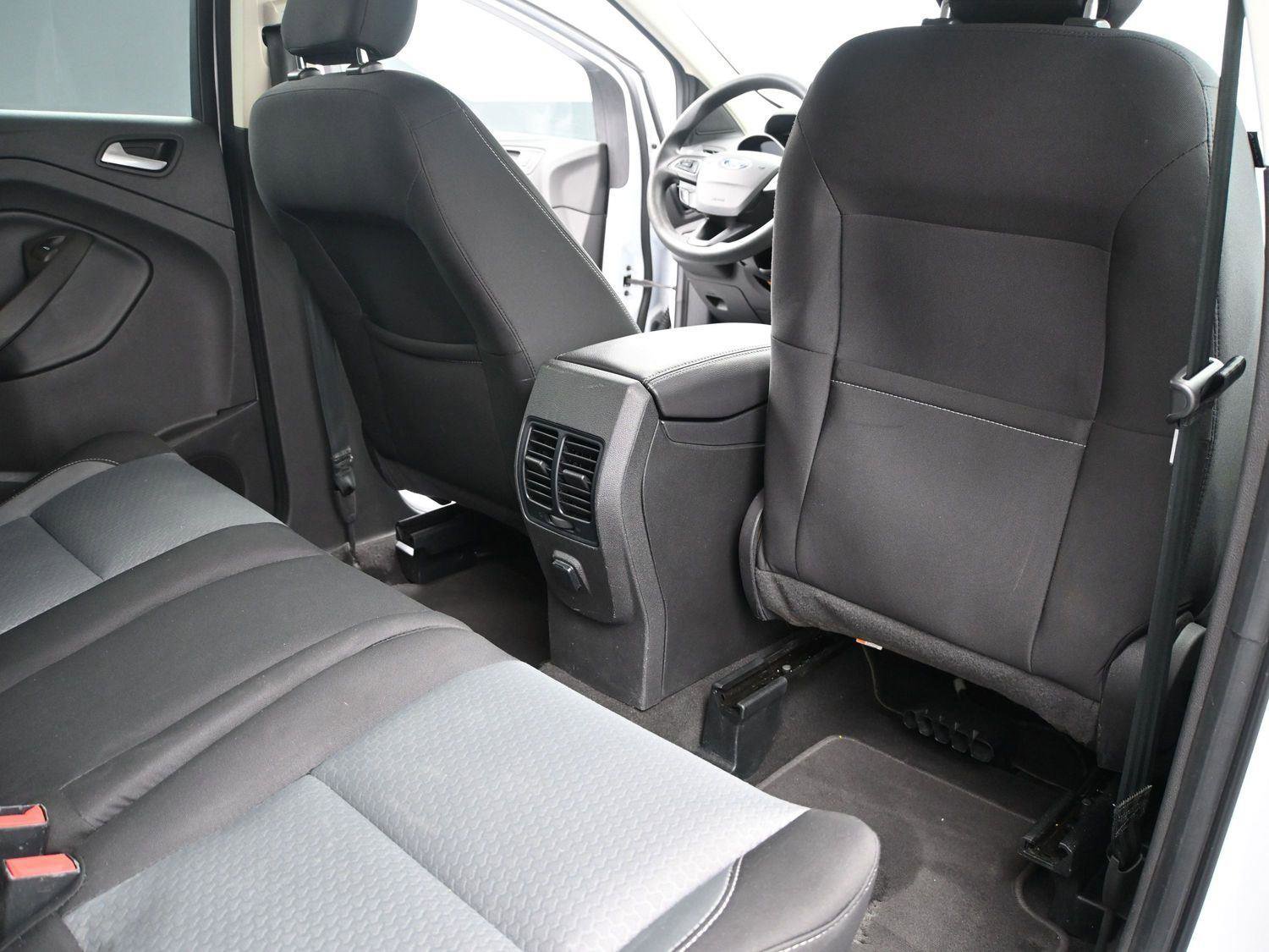 Used 2018 Ford Escape SE w/ Ford Safe & Smart Package image 19