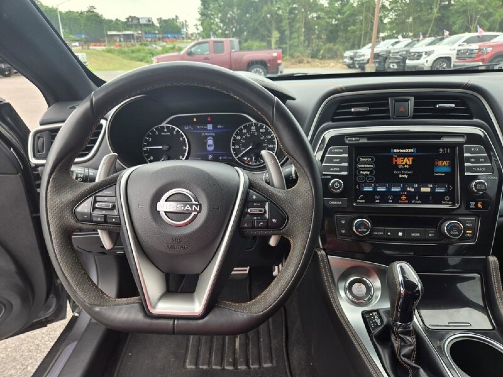 Used 2023 Nissan Maxima SR w/ Sport Mat Group FWD image 8