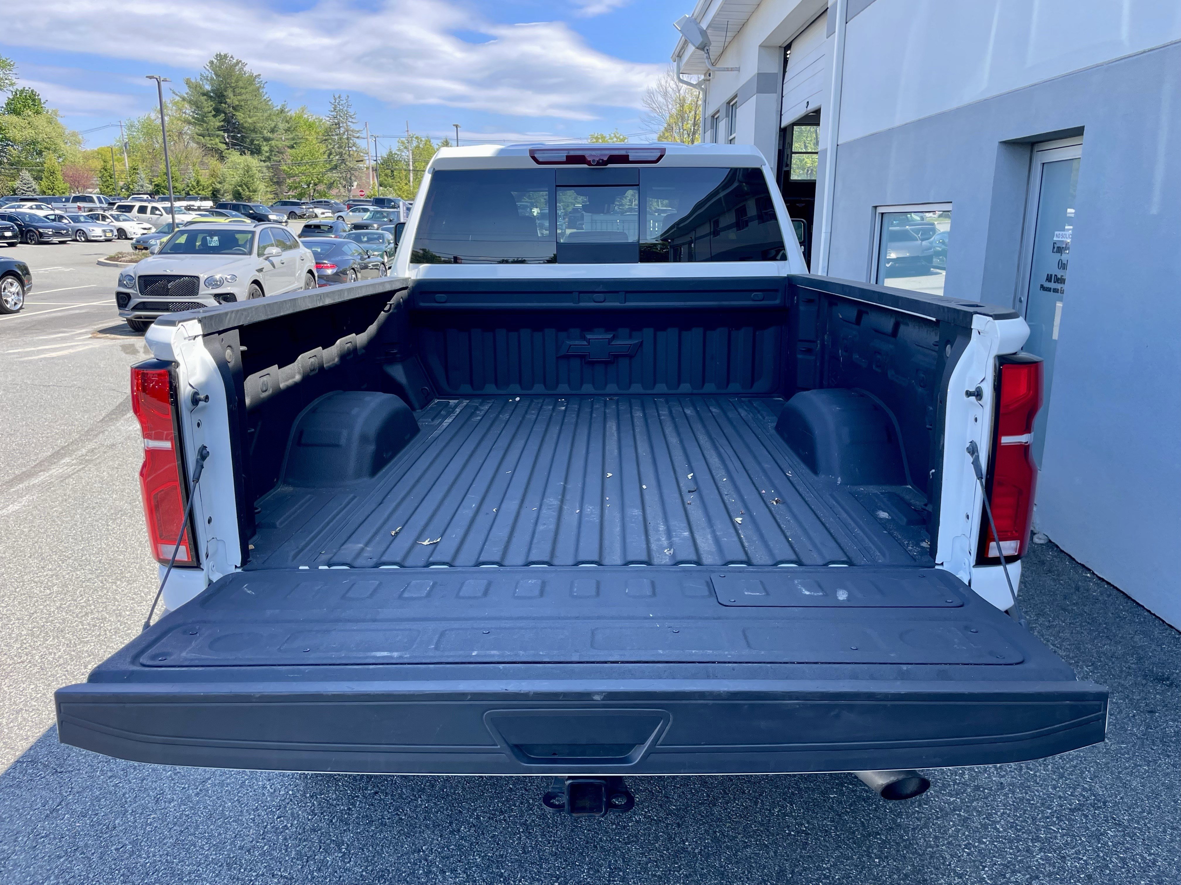 Used 2025 Chevrolet Silverado 2500 ZR2 w/ Technology Package AWD/4WD image 37