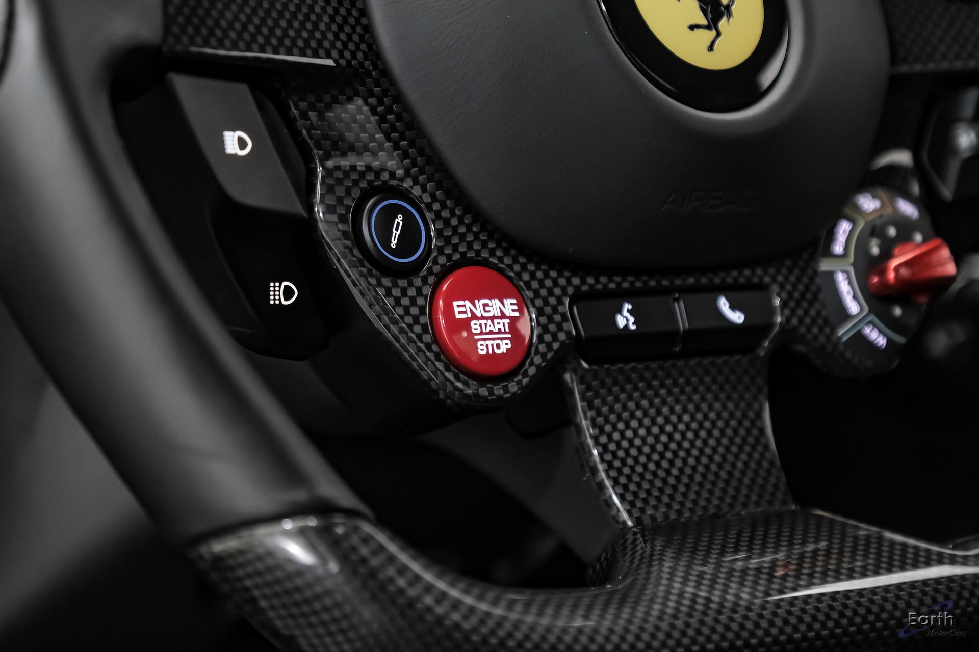 Used 2019 Ferrari 812 Superfast RWD image 52