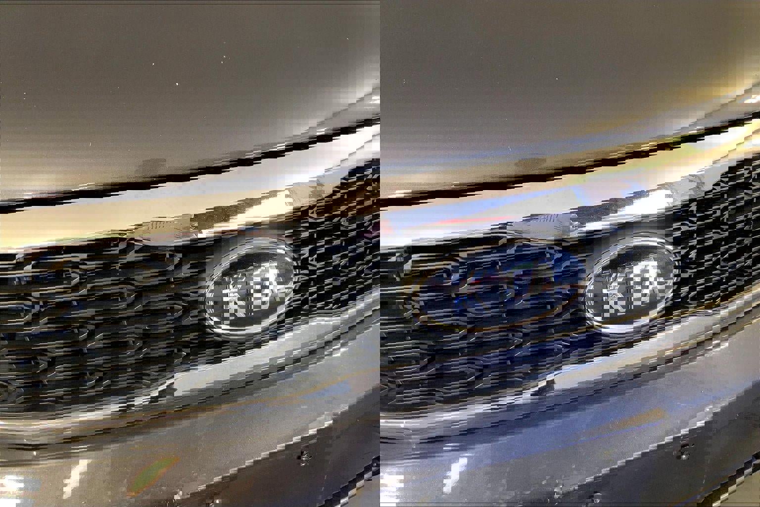 Used 2012 Kia Sedona EX w/ Luxury Pkg image 29