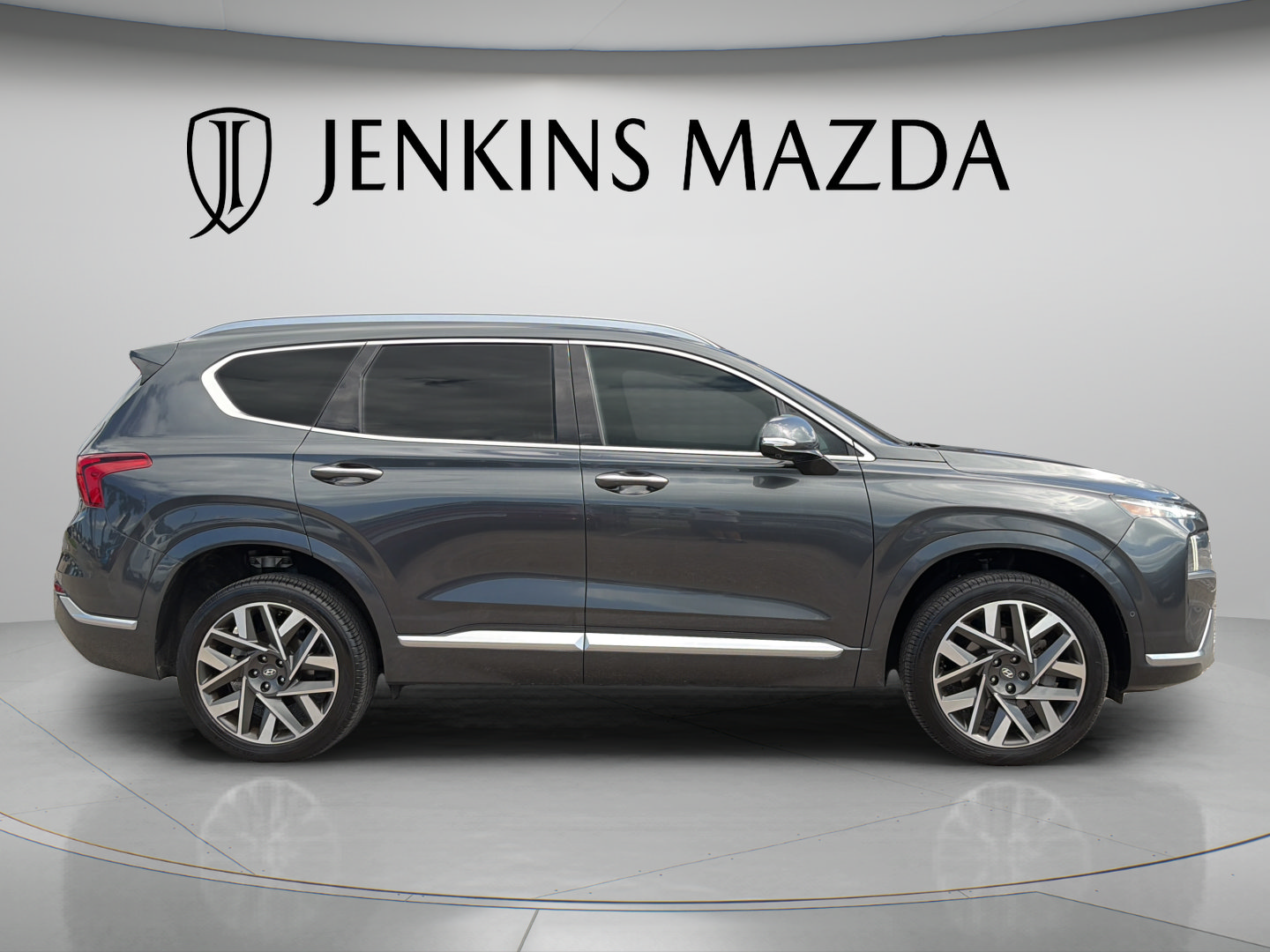 Used 2023 Hyundai Santa Fe Calligraphy AWD/4WD image 2