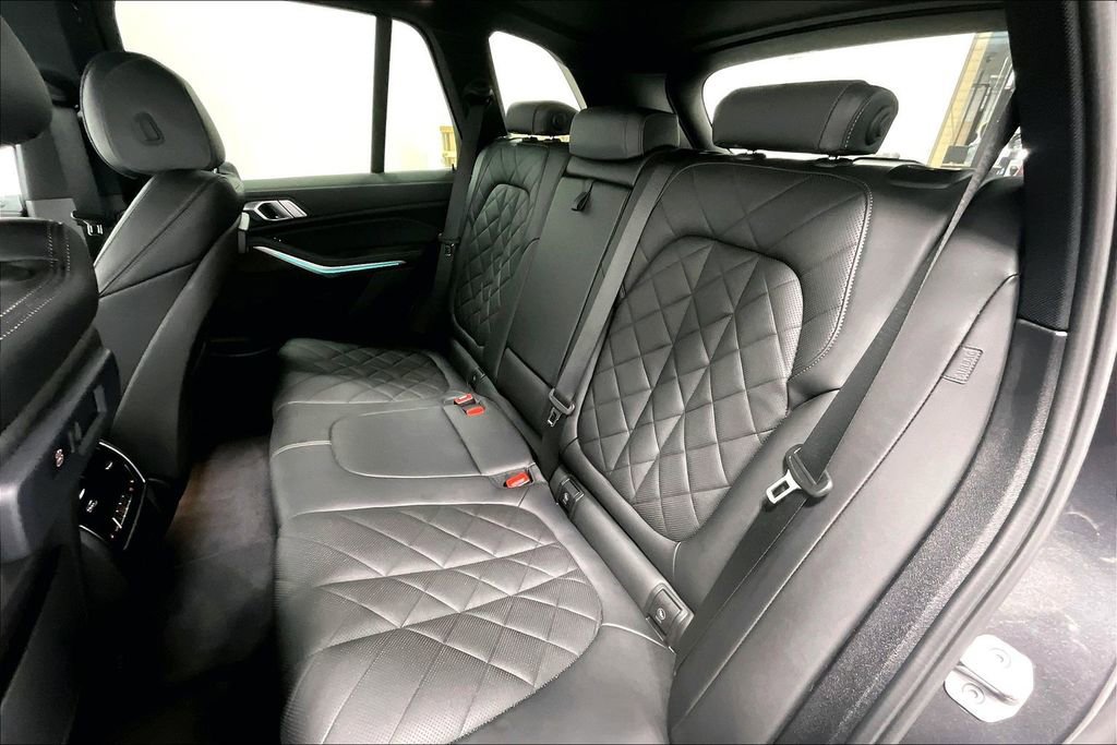 Used 2023 BMW X5 xDrive40i w/ Premium Package image 27