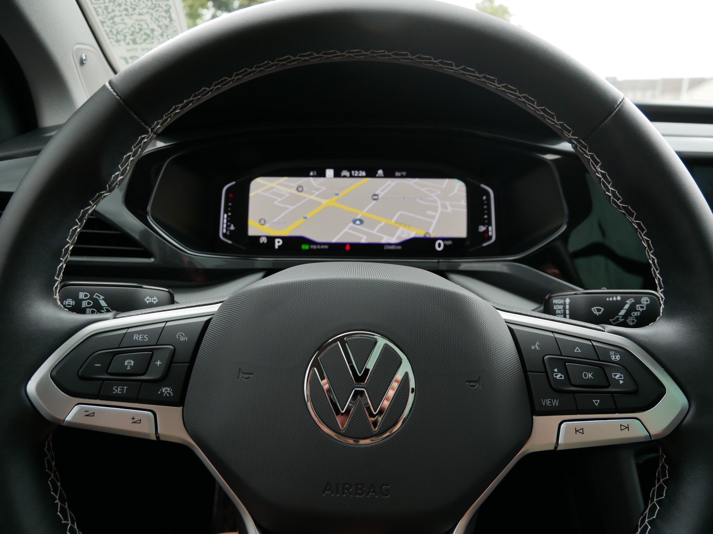 Used 2023 Volkswagen Taos SEL AWD/4WD image 25