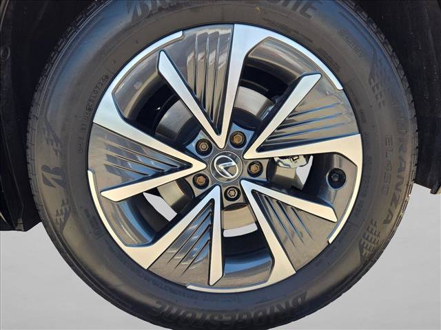 Used 2024 Lexus RZ 300e Premium w/ Accessory Package (Z1) FWD image 29