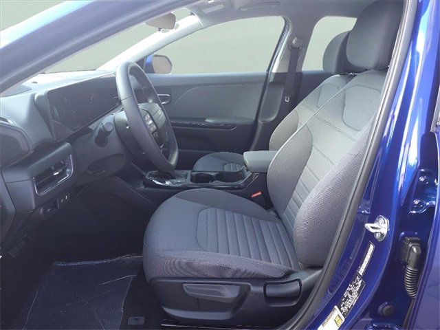 New 2025 Kia K4 EX image 16