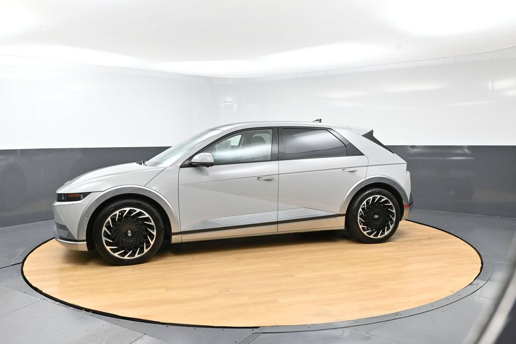 Used 2022 Hyundai Ioniq 5 Limited AWD/4WD image 5