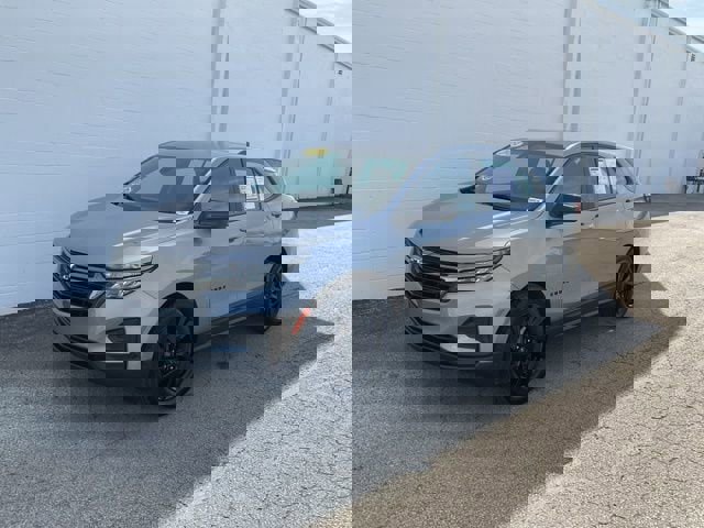 Used 2023 Chevrolet Equinox LS w/ Midnight Edition image 27