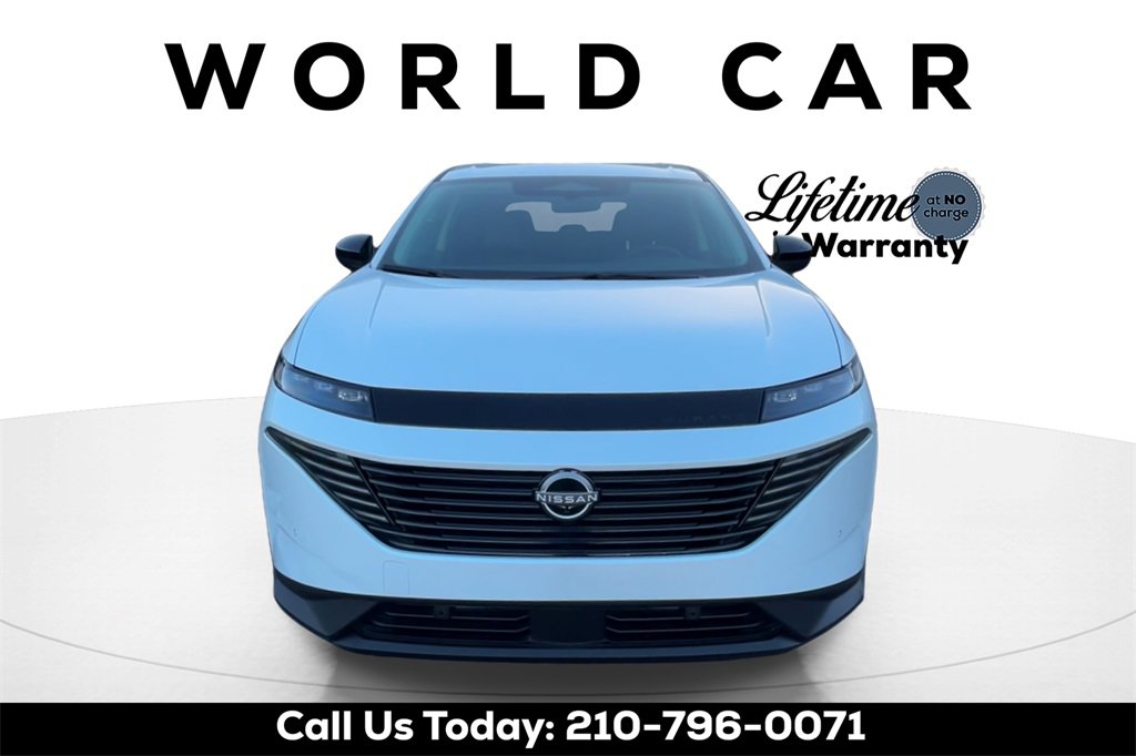 Used 2025 Nissan Murano SV image 2