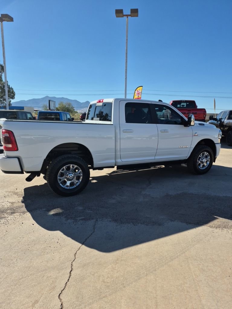 Used 2023 RAM 2500 Laramie AWD/4WD image 5