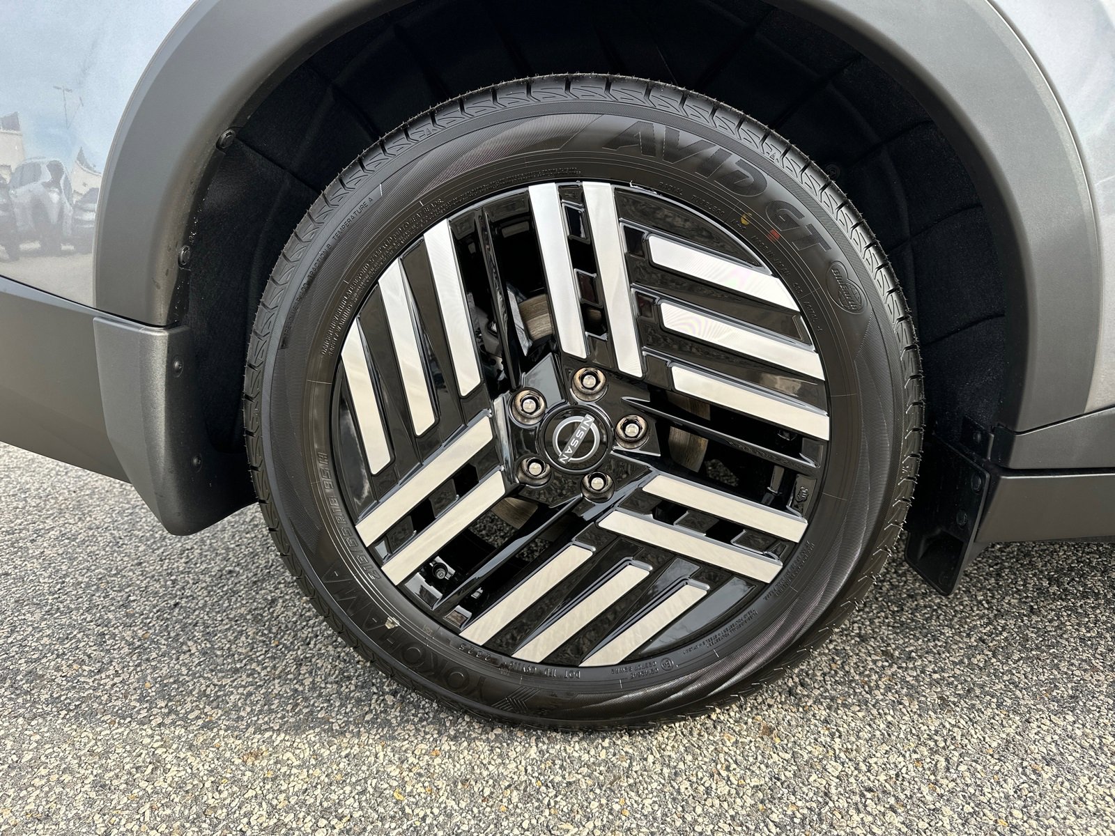 New 2026 Nissan Leaf SV+ w/ Floor Mat Package (SV+) image 17