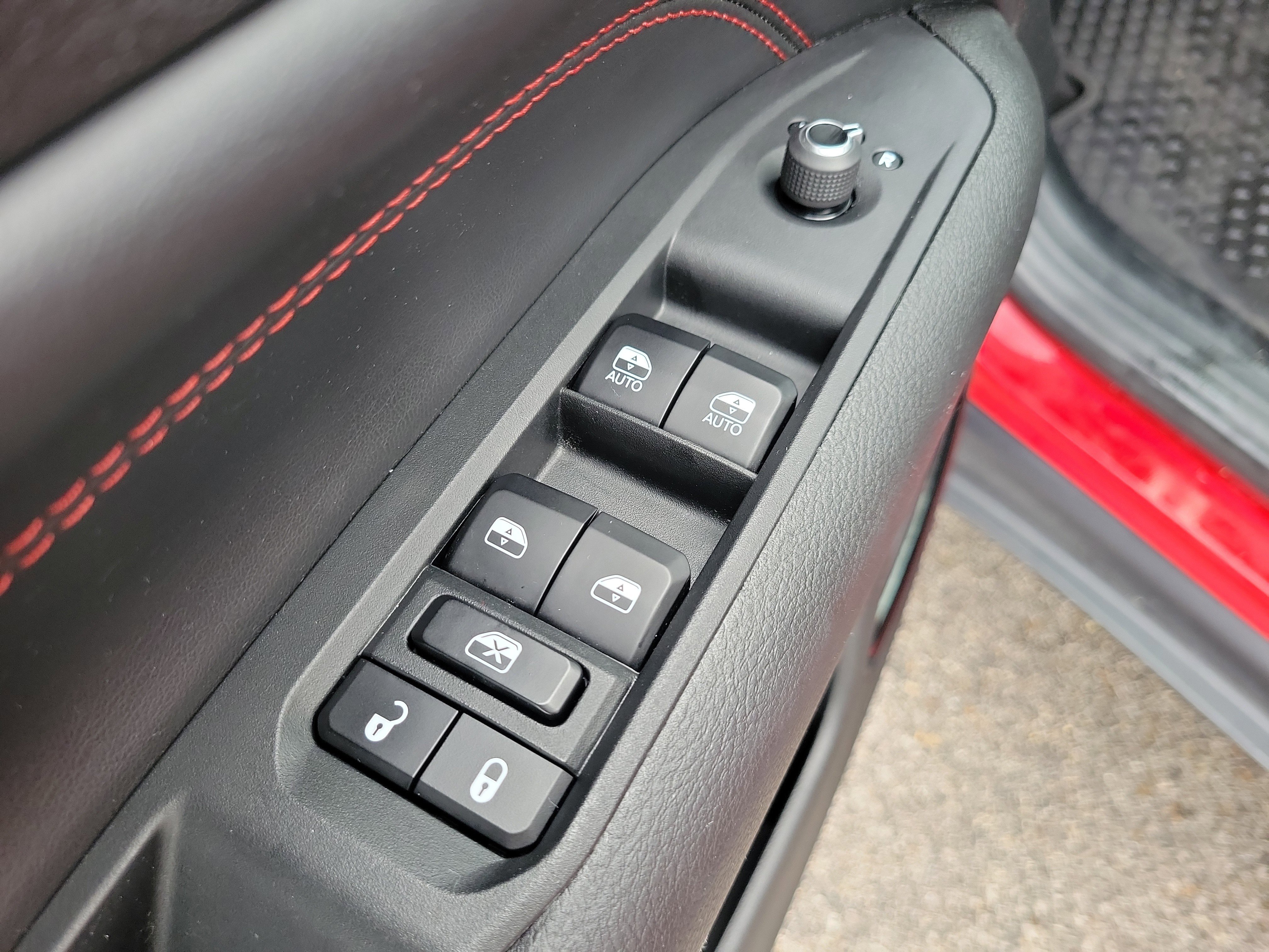 Used 2023 Jeep Compass Trailhawk image 20