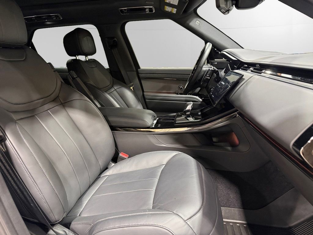 Used 2025 Land Rover Range Rover Sport Dynamic SE image 15