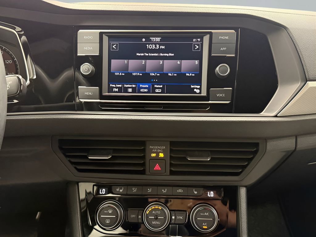 Used 2021 Volkswagen Jetta R-Line w/ R-Line Cold Weather Package image 26