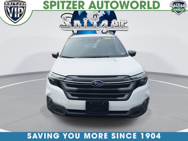 Used 2025 Subaru Forester Limited image 3