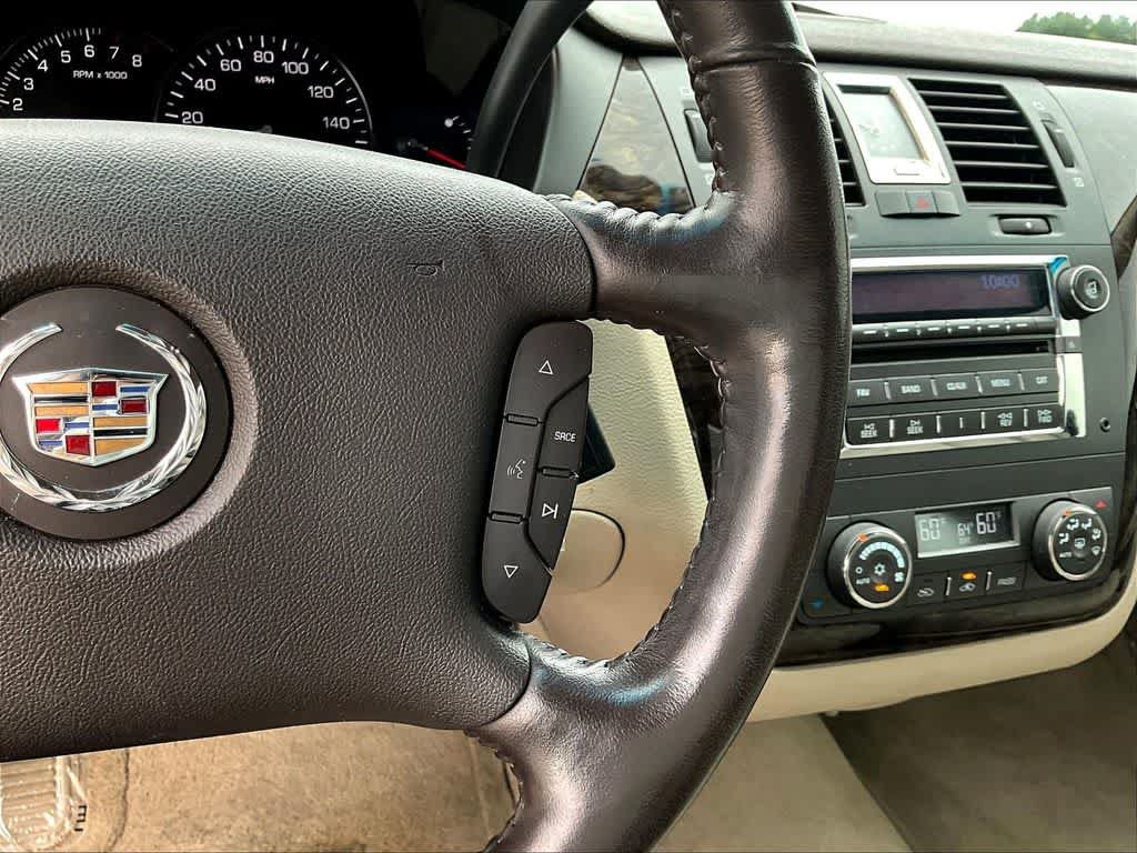Used 2008 Cadillac DTS FWD image 14