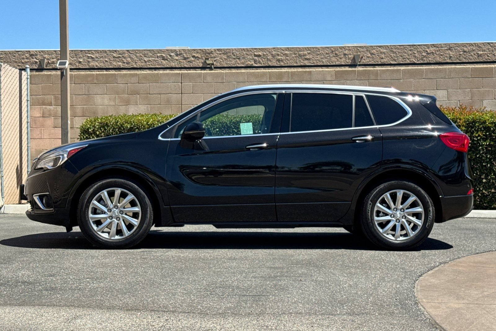 Certified 2020 Buick Envision Essence w/ LPO, Cargo Package FWD image 7
