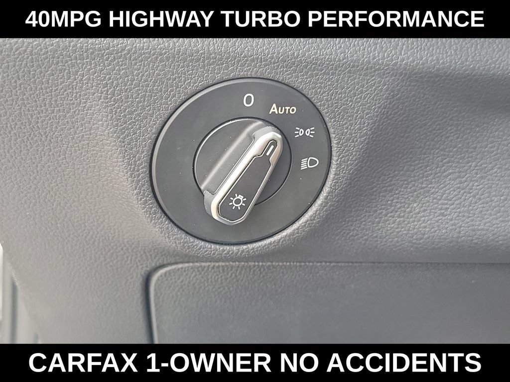 Used 2024 Volkswagen Jetta SE FWD image 18