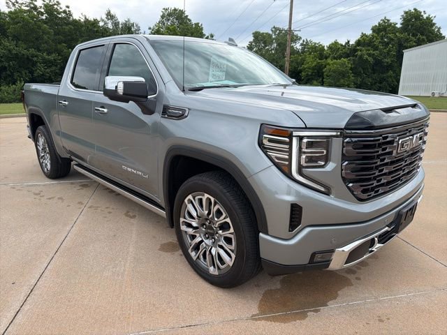 Used 2026 GMC Sierra 1500 Denali Ultimate AWD/4WD image 9