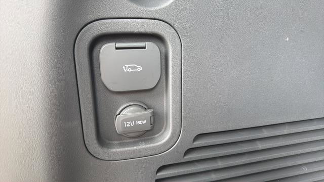 Used 2026 Kia EV9 Wind image 36
