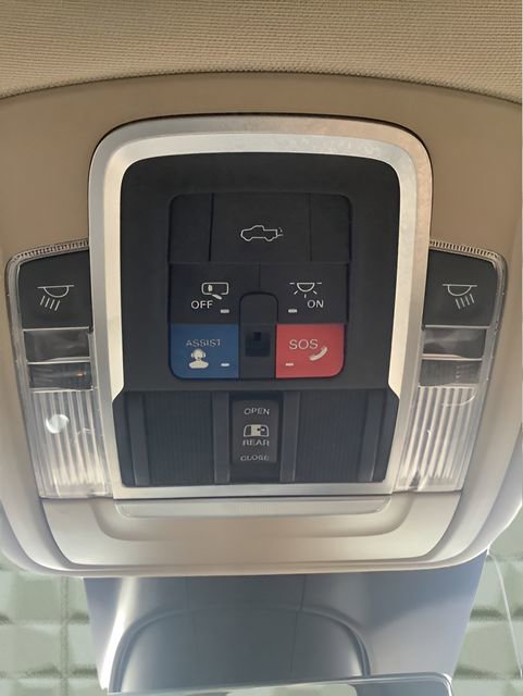 Certified 2022 RAM 3500 Limited image 25