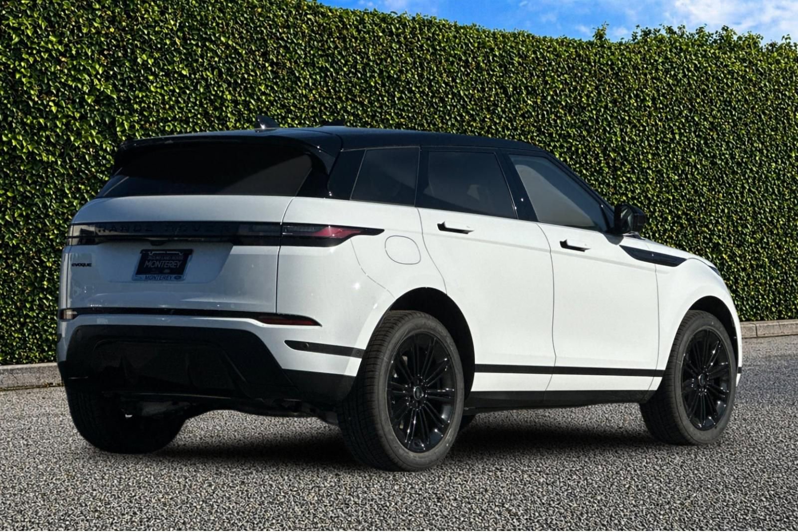 New 2026 Land Rover Range Rover Evoque S AWD/4WD image 6