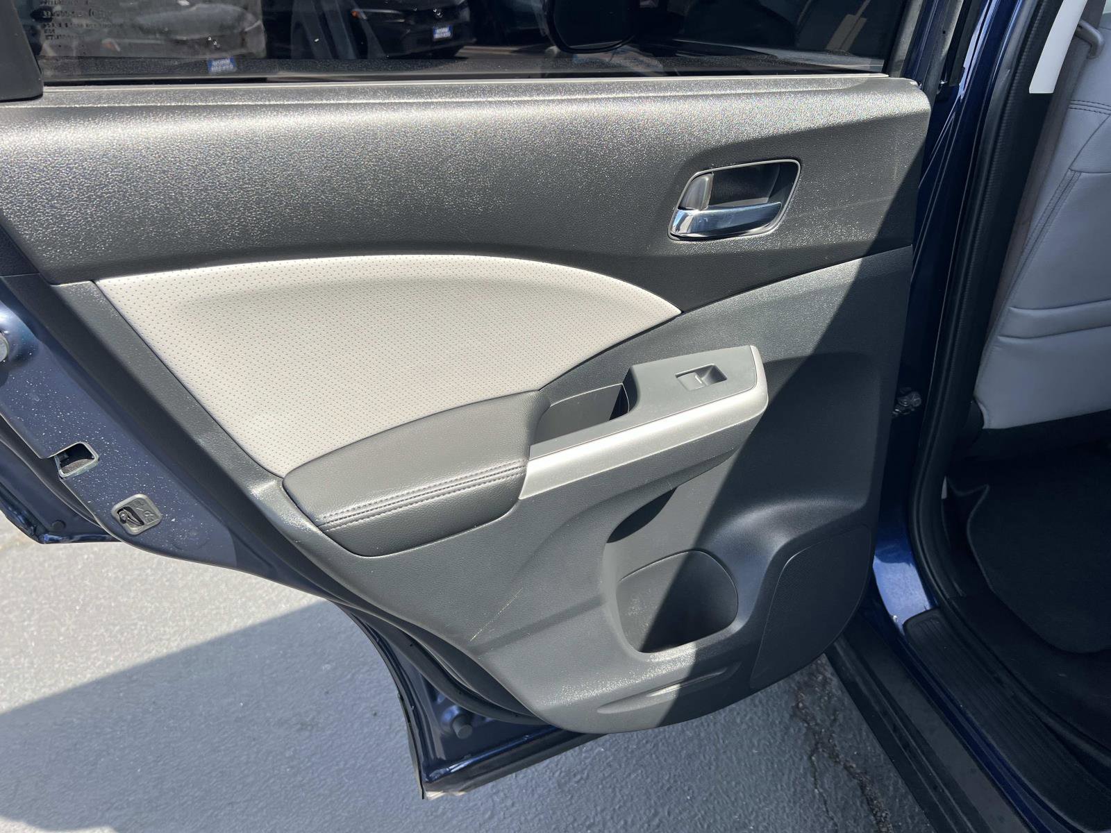 Used 2015 Honda CR-V EX-L image 22