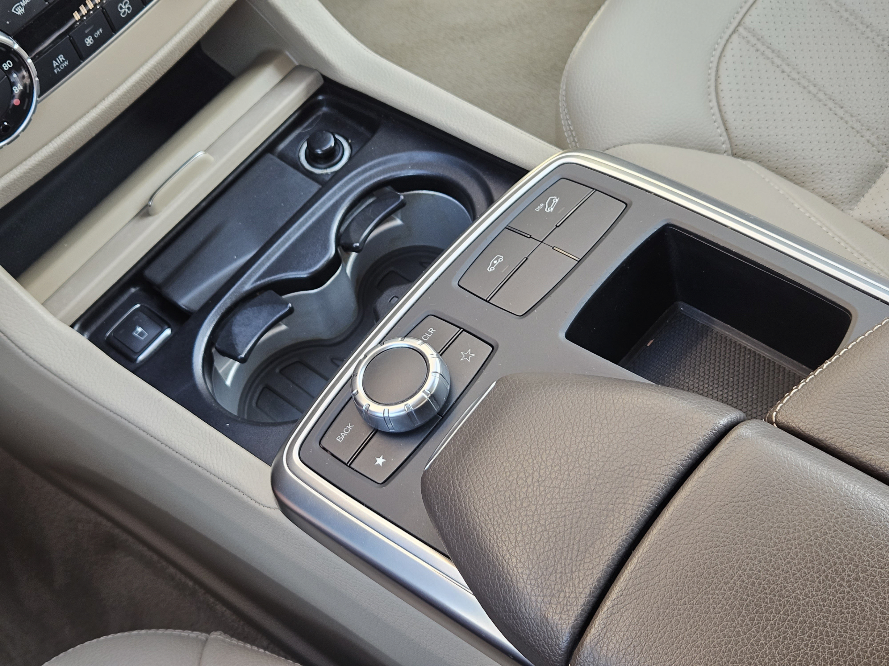 Used 2015 Mercedes-Benz GL 450 4MATIC image 16