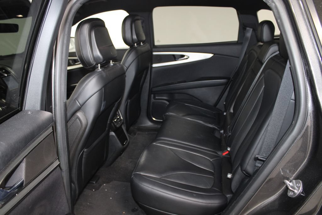 Used 2020 Lincoln Nautilus FWD w/ Equipment Group 101A image 19