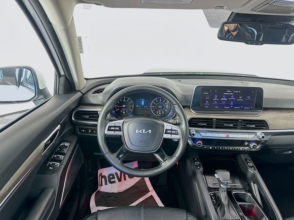 Used 2022 Kia Telluride EX w/ EX Premium Package image 24
