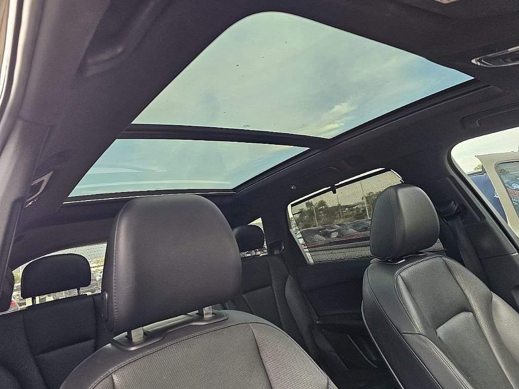 Used 2017 Audi Q7 3.0T Premium Plus w/ Premium Plus Package image 7