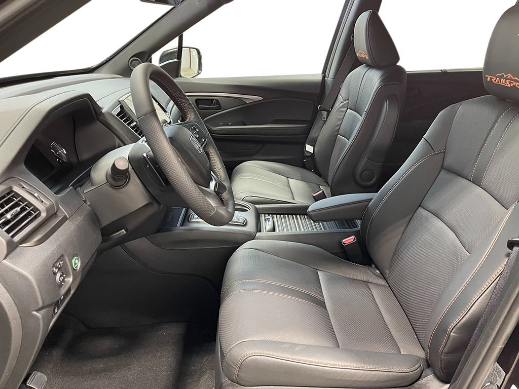 Used 2023 Honda Passport TrailSport image 18