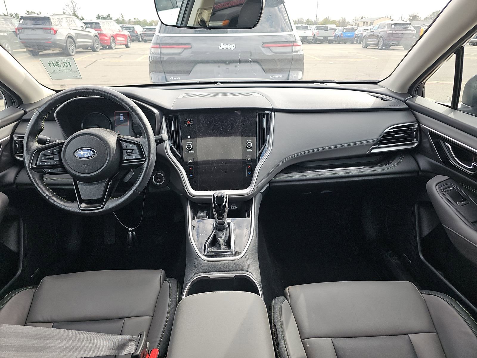 Used 2025 Subaru Outback Onyx Edition image 16