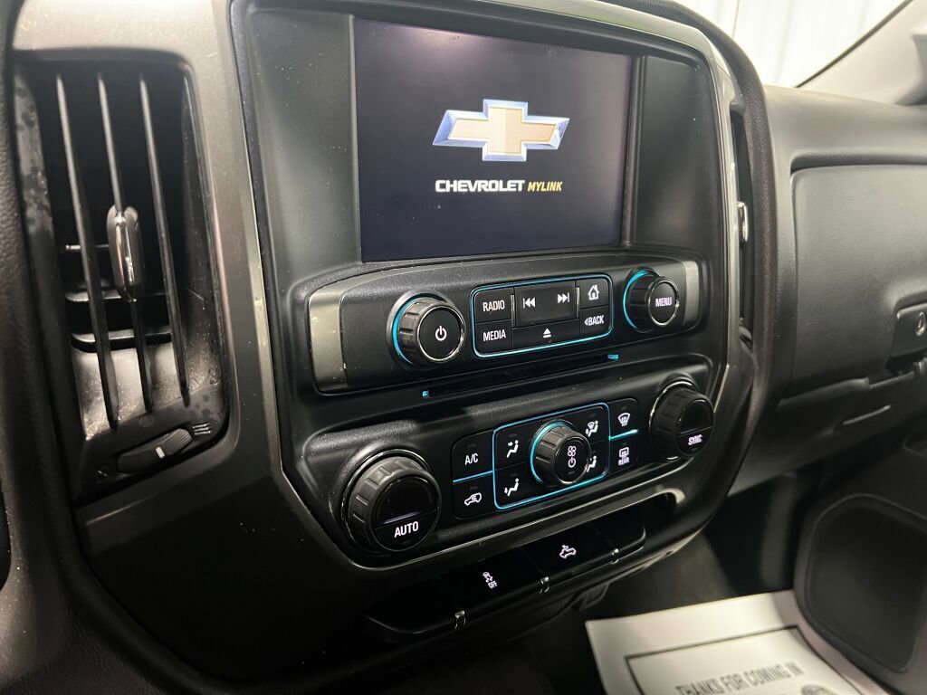 Used 2018 Chevrolet Silverado 1500 LT w/ All Star Edition image 4