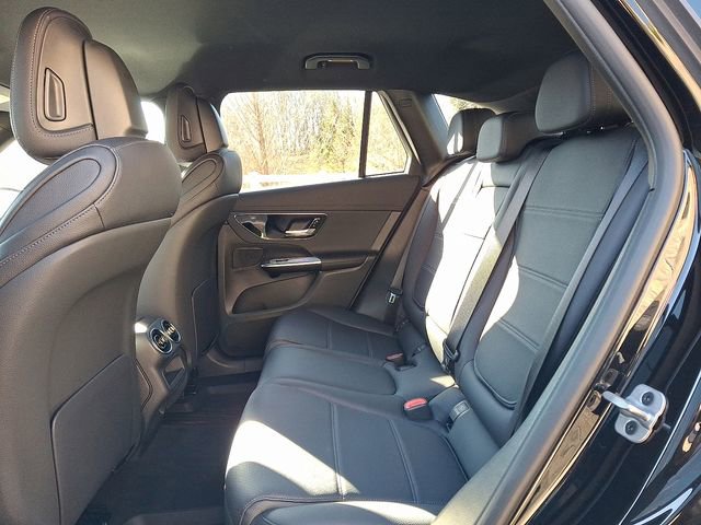 Used 2023 Mercedes-Benz GLC 300 4MATIC image 10