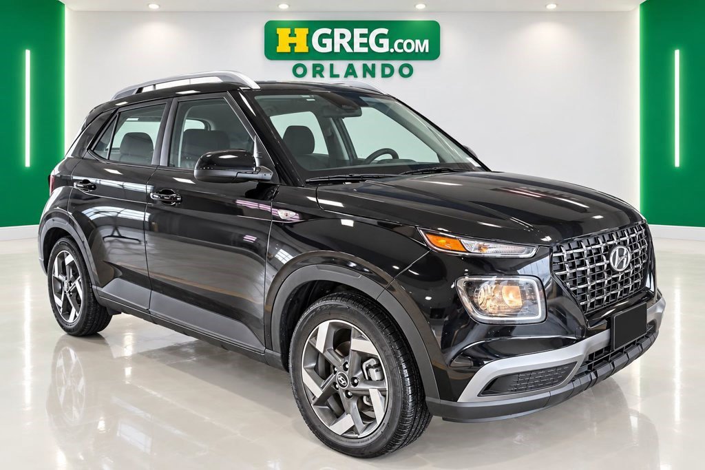Used 2026 Hyundai Venue SEL FWD image 4