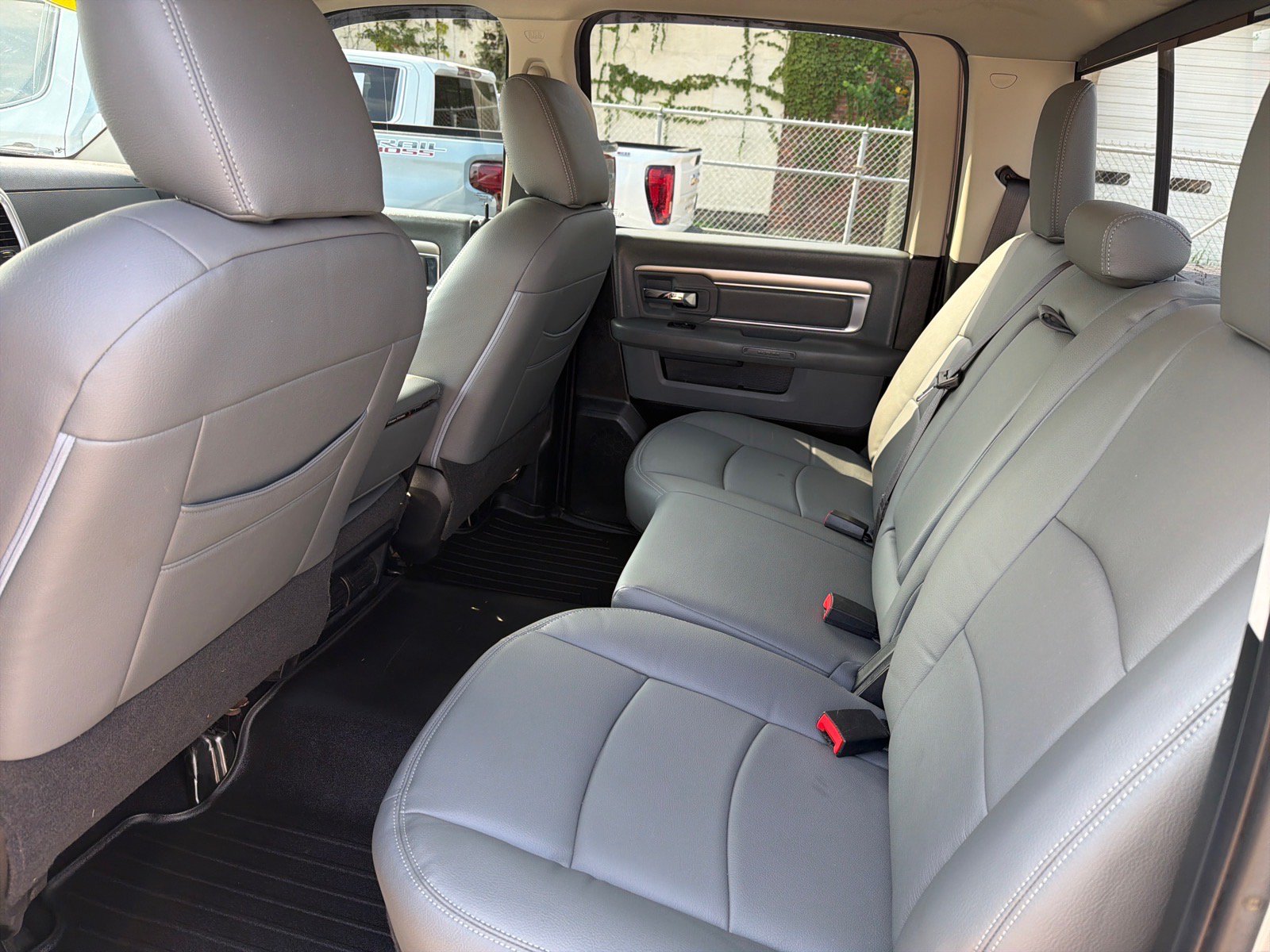 Used 2019 RAM 1500 Big Horn RWD image 10