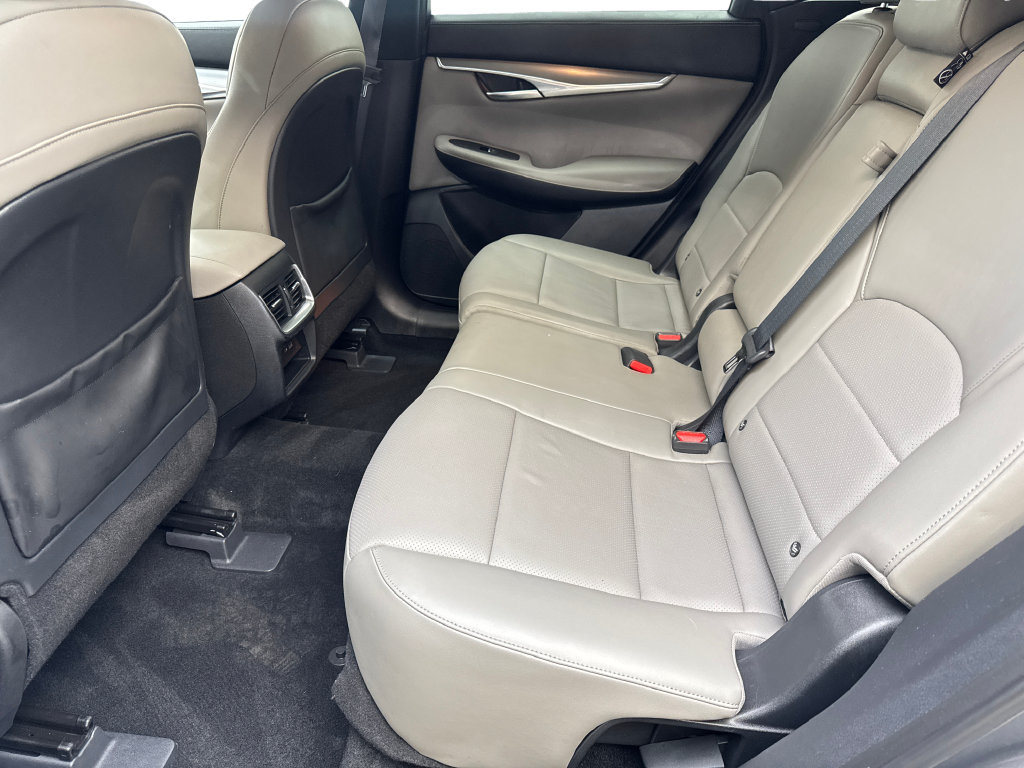 Used 2023 INFINITI QX50 Luxe FWD image 35