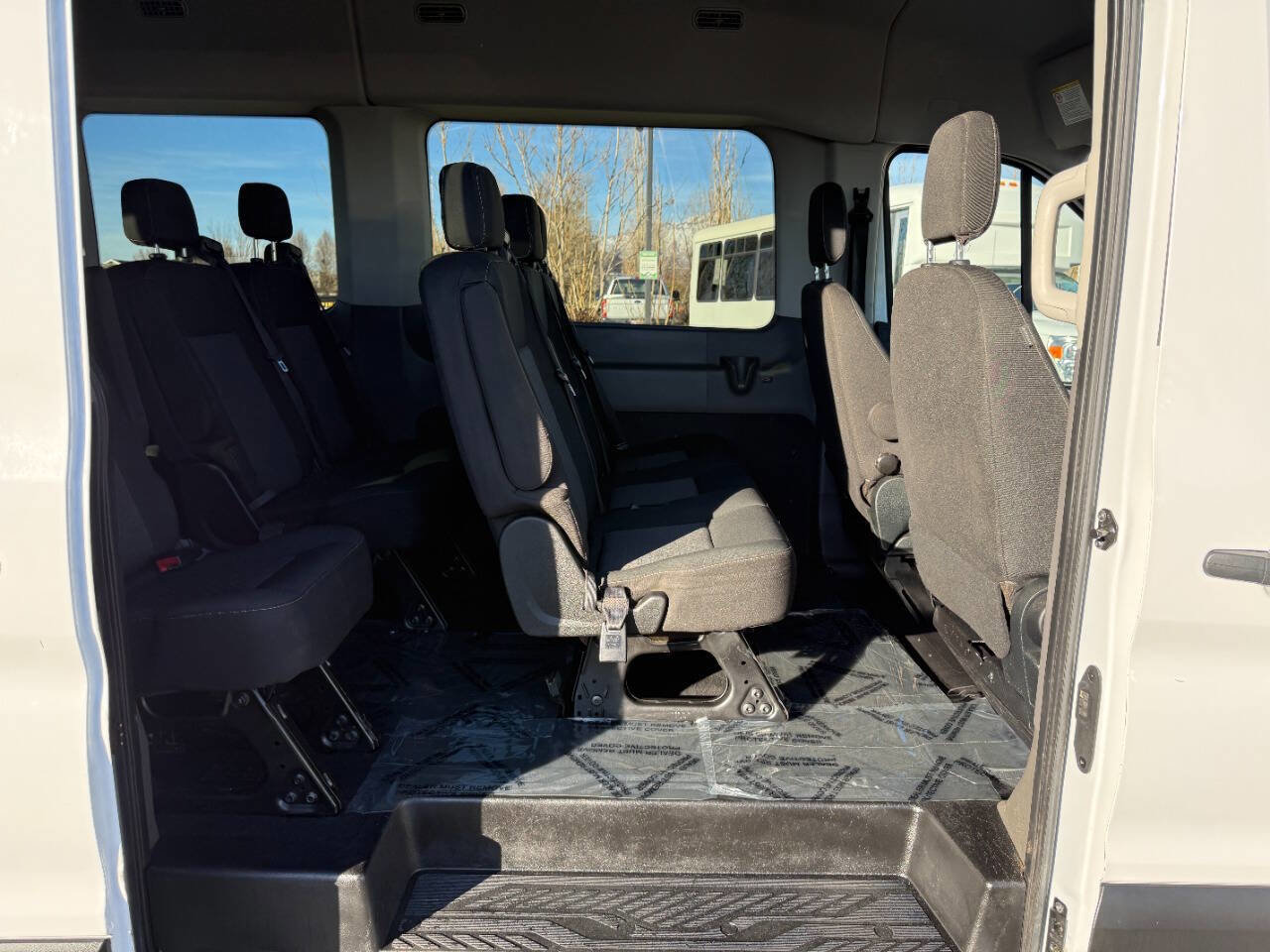 Used 2023 Ford Transit 350 XLT image 21