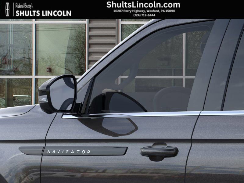 New 2025 Lincoln Navigator Black Label image 21